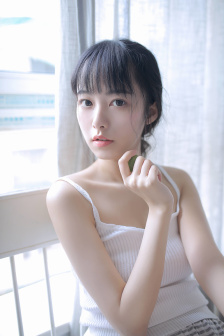 皇上侍寝宫女视频